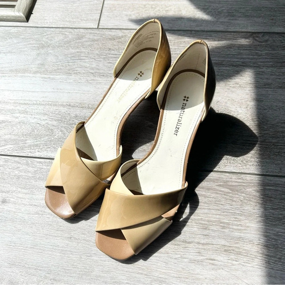 Naturalizer Ombre Beige Patent  Leather Wedge Heel Open Toe Pump - Picture 1 of 13